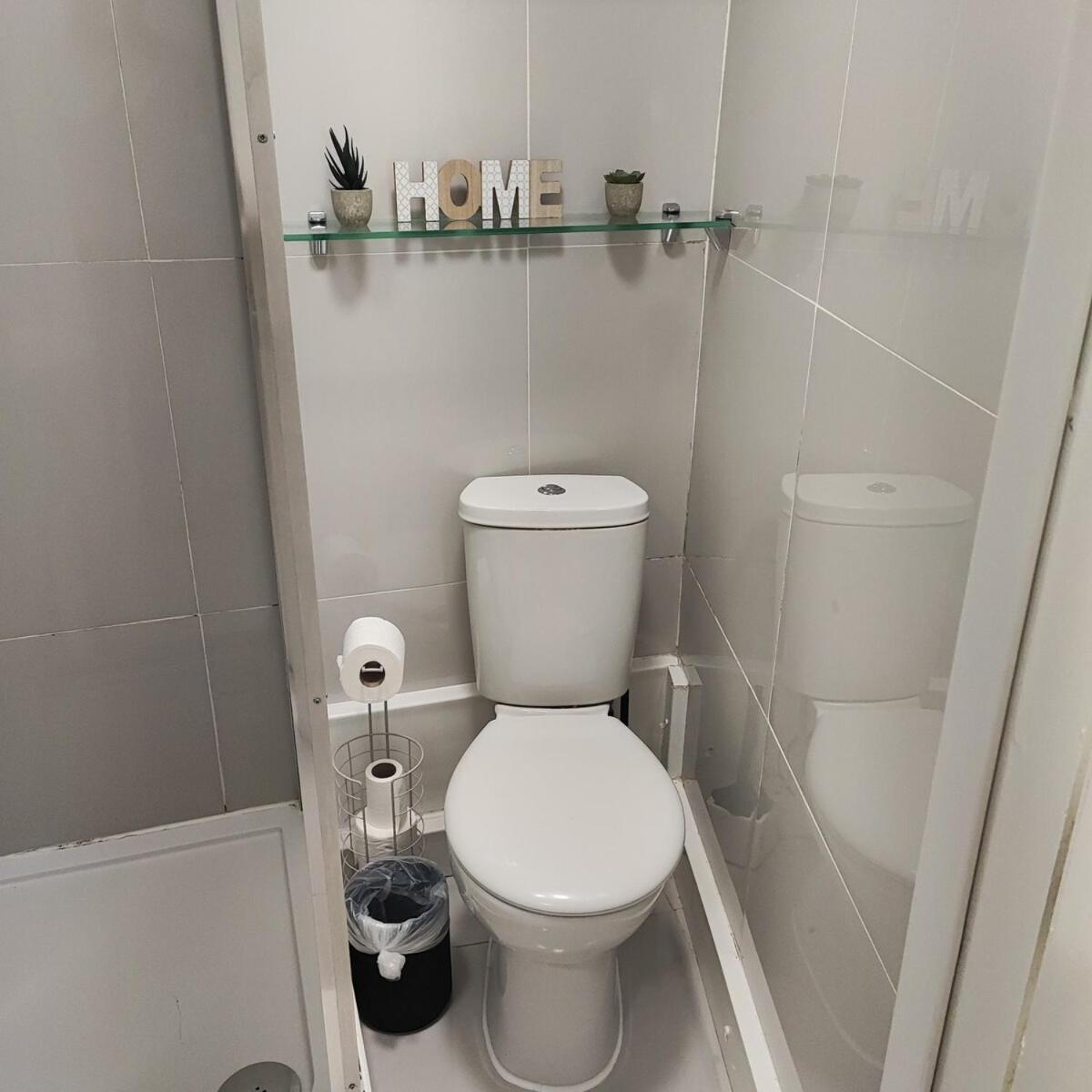 1B Apartment, 30 Mins To Oxford Street London Exterior foto